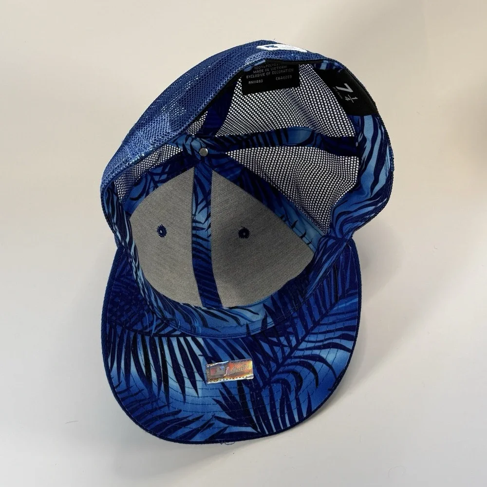 New Era Chicago Cubs Fitted Baseball Mesh On-Field Cap Hat 7 1/4 Blue Floral‎